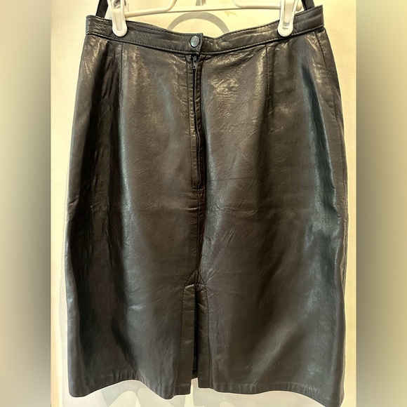 House of leather skirt - Picture 2 of 7